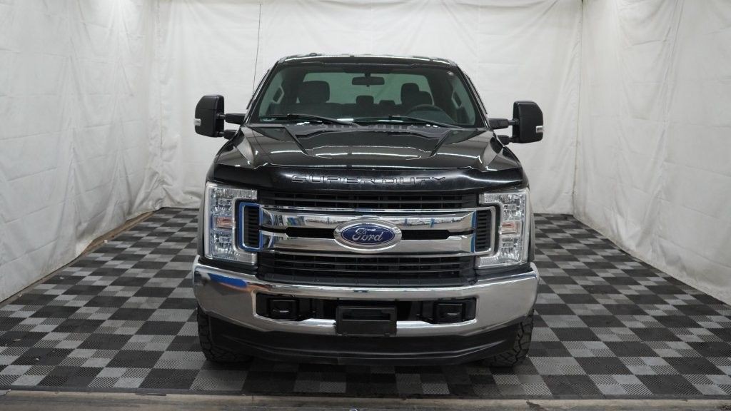 2017 Ford F-250 Image 4
