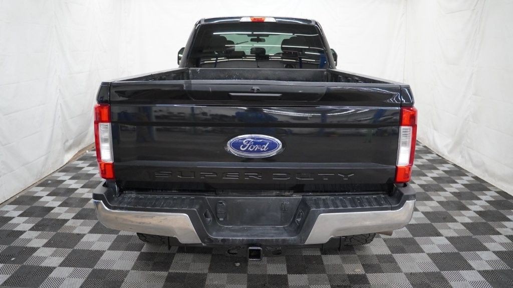 2017 Ford F-250 Image 7