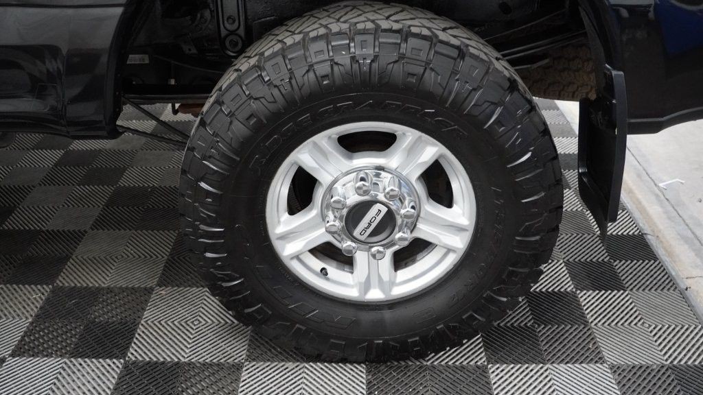 2017 Ford F-250 Image 9