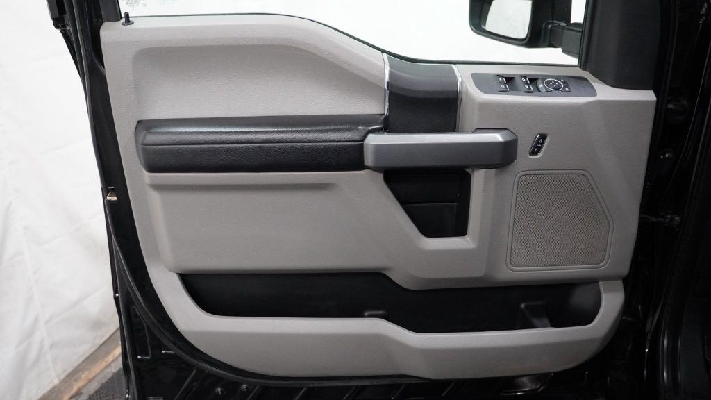 2017 Ford F-250 Image 29