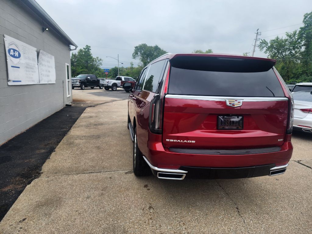 2023 Cadillac Escalade Image 8