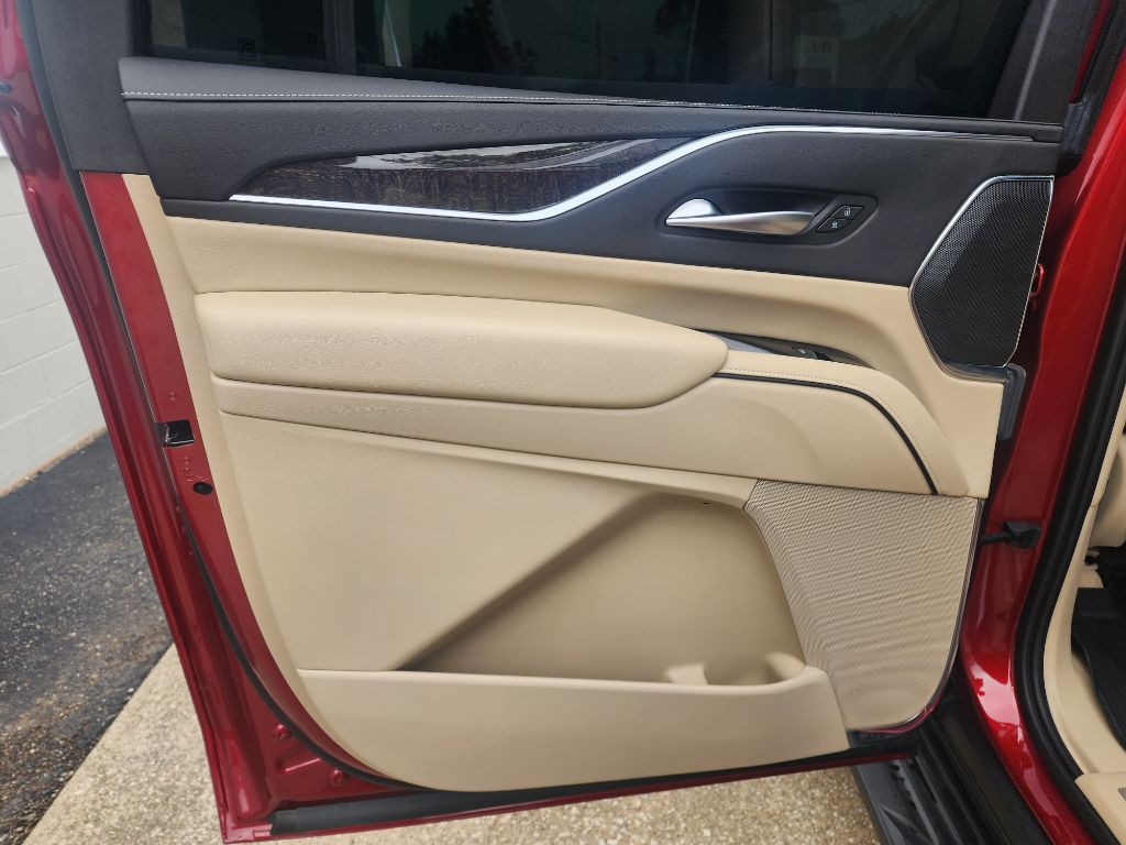 2023 Cadillac Escalade Image 12