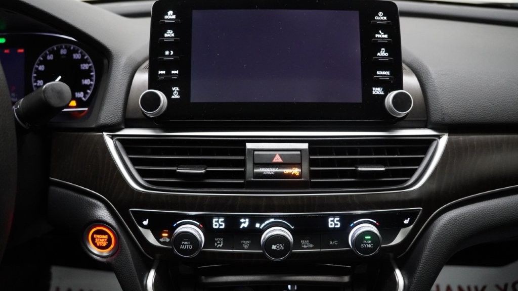 2018 Honda Accord Image 40