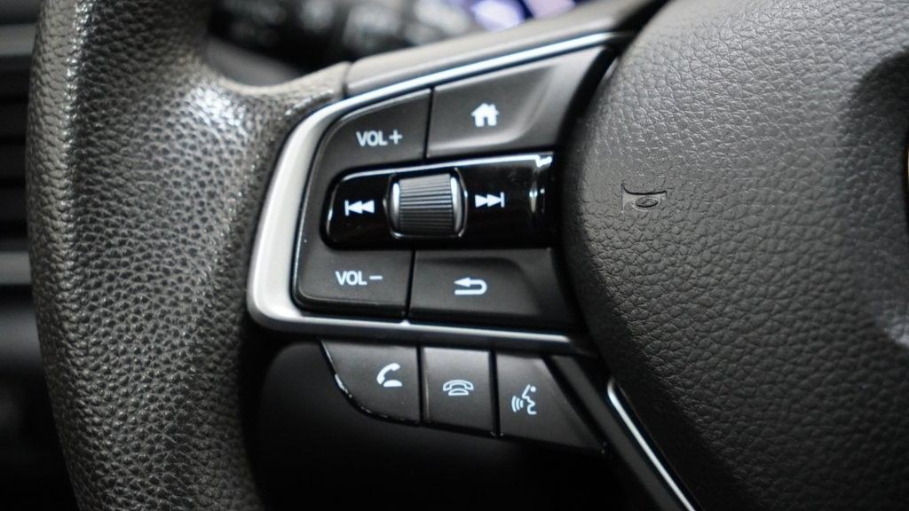 2018 Honda Accord Image 46