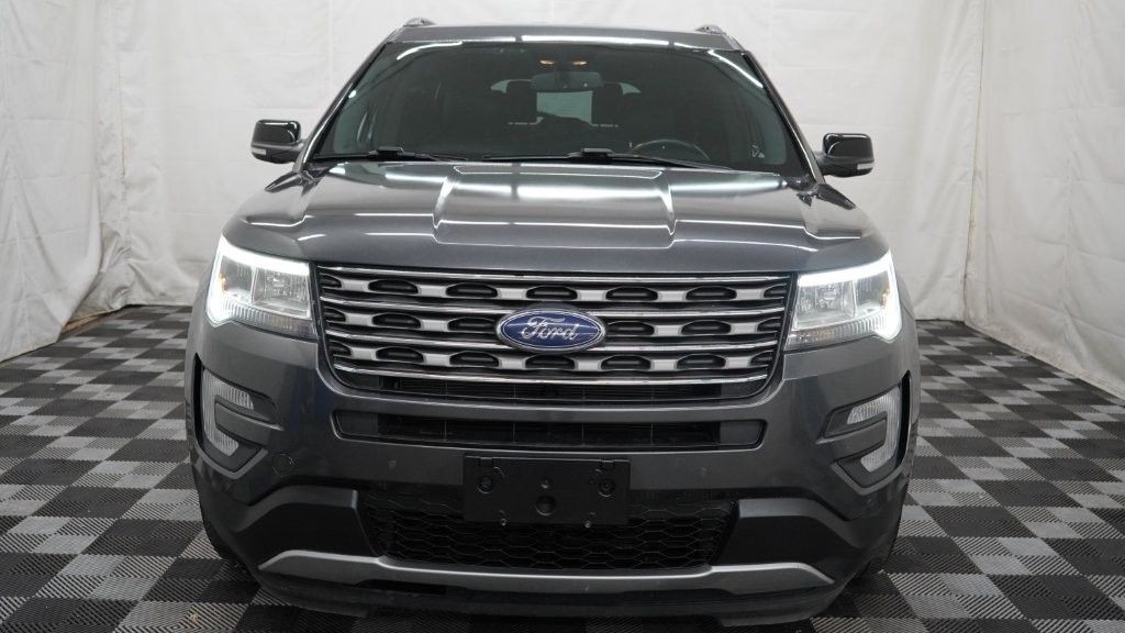 2017 Ford Explorer Image 3