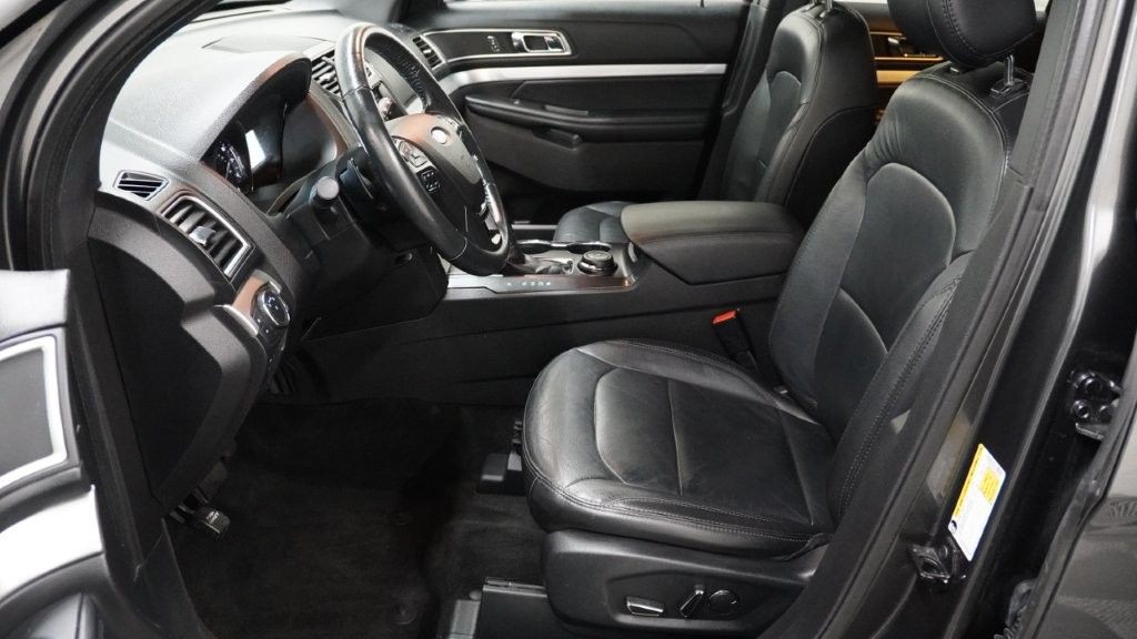 2017 Ford Explorer Image 9