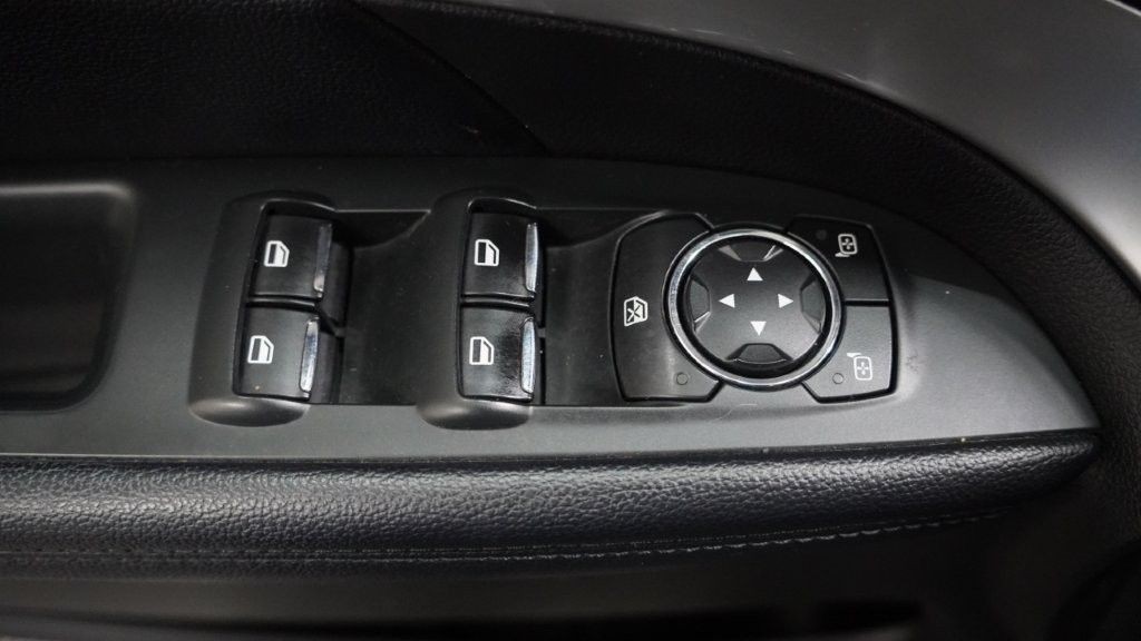 2017 Ford Explorer Image 14