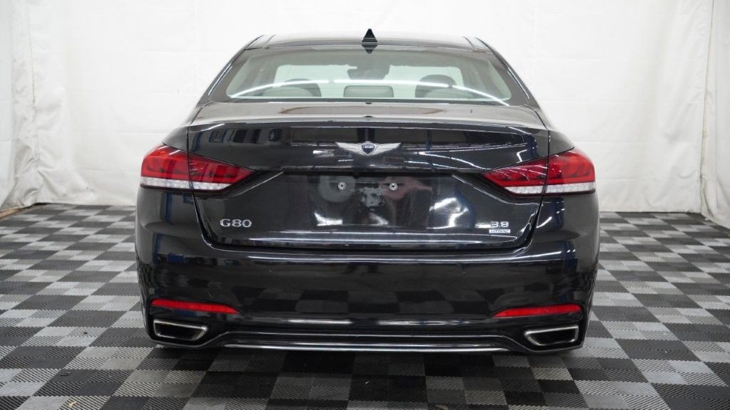 2018 Genesis G80 Image 6