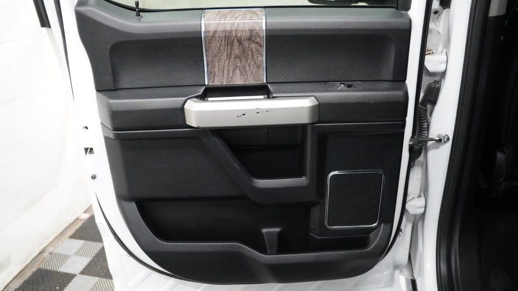 2017 Ford F-350 Image 16