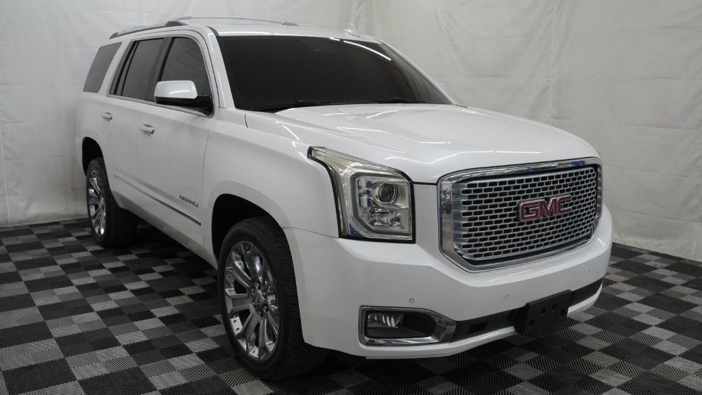 2017 GMC Yukon Image 1