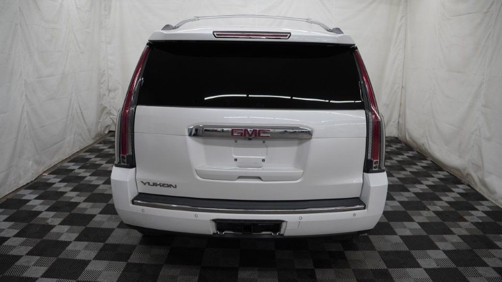 2017 GMC Yukon Image 7