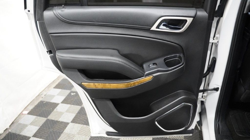 2017 GMC Yukon Image 17