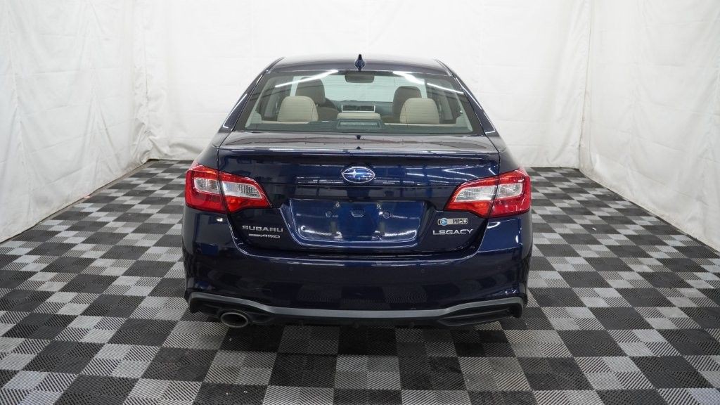 2018 Subaru Legacy Image 5