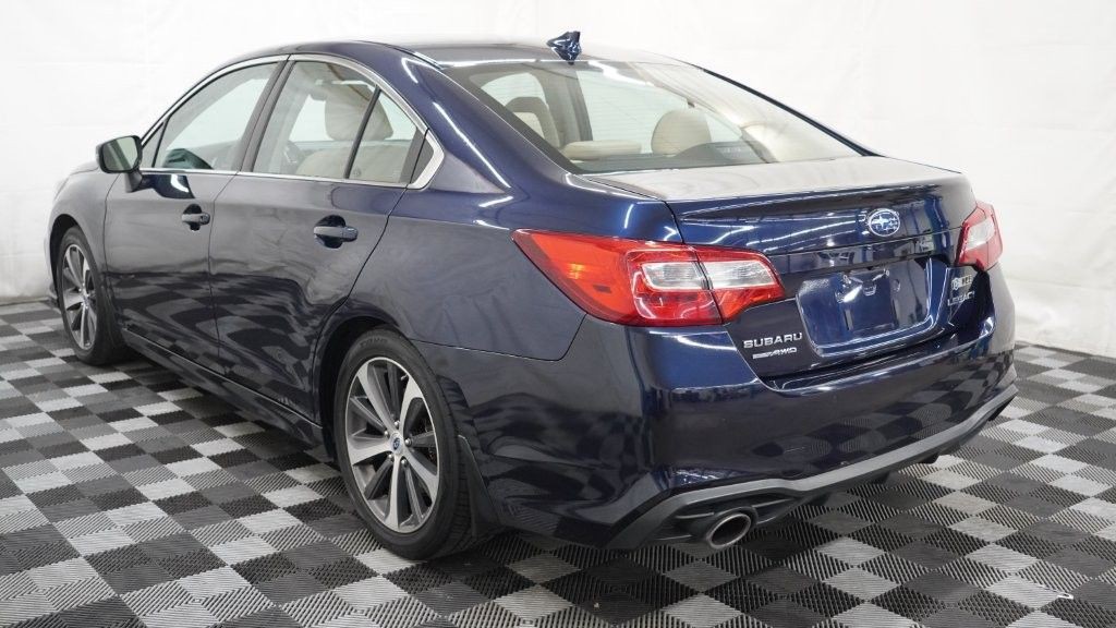 2018 Subaru Legacy Image 6