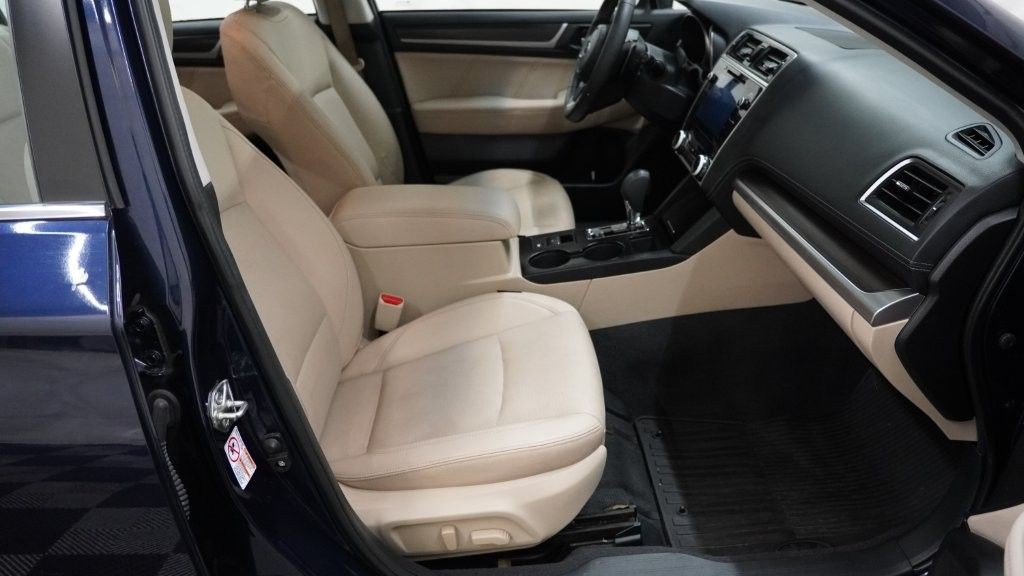 2018 Subaru Legacy Image 17
