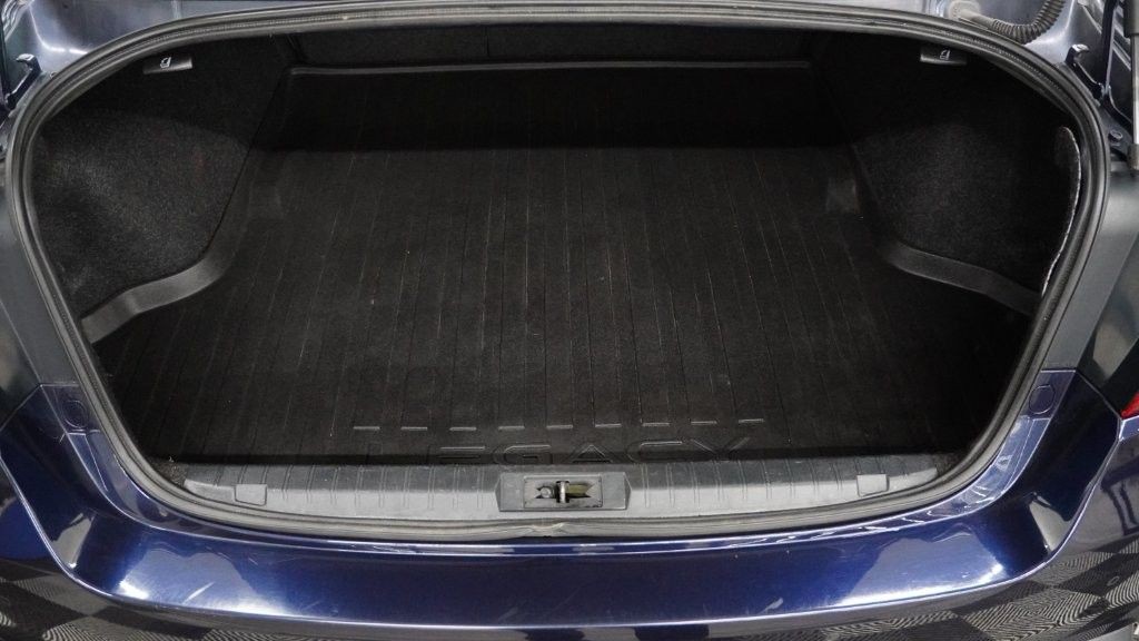 2018 Subaru Legacy Image 27