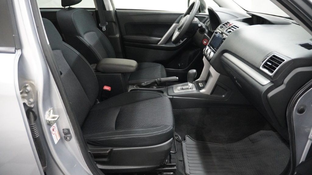 2017 Subaru Forester Image 20