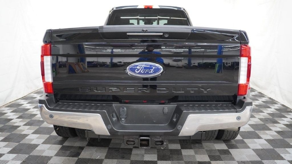 2017 Ford F-350 Image 4
