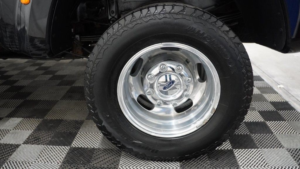 2017 Ford F-350 Image 9