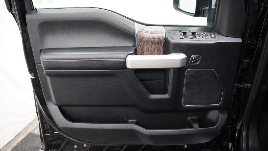 2017 Ford F-350 Image 13