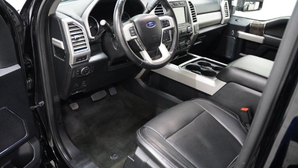 2017 Ford F-350 Image 17