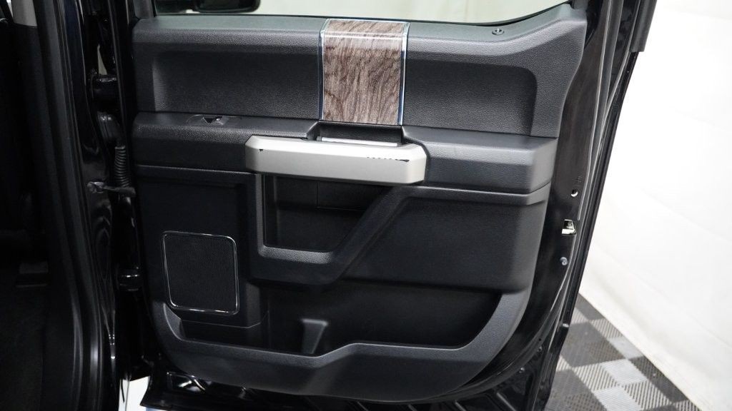 2017 Ford F-350 Image 22