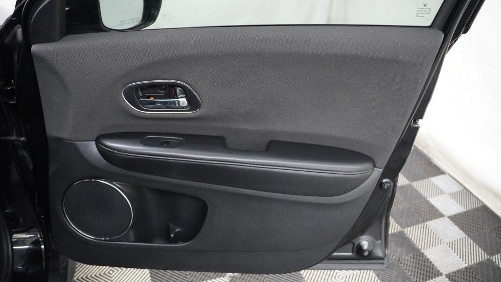 2019 Honda HR-V Image 17