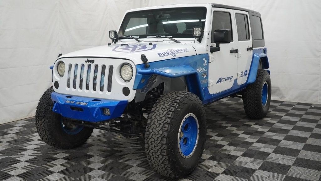 2017 Jeep Wrangler Unlimited Image 2