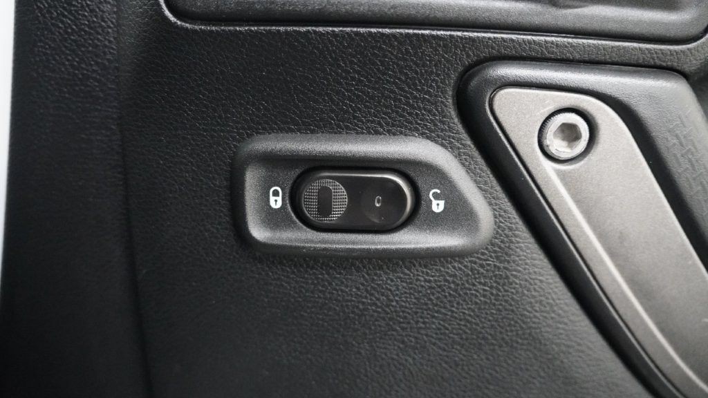 2017 Jeep Wrangler Unlimited Image 16