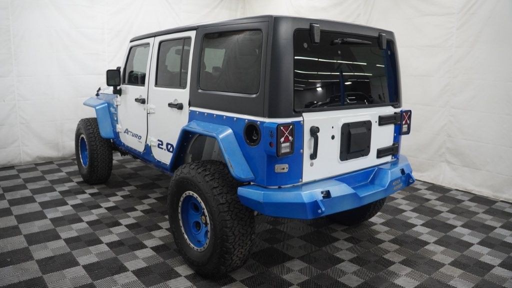 2017 Jeep Wrangler Unlimited Image 4