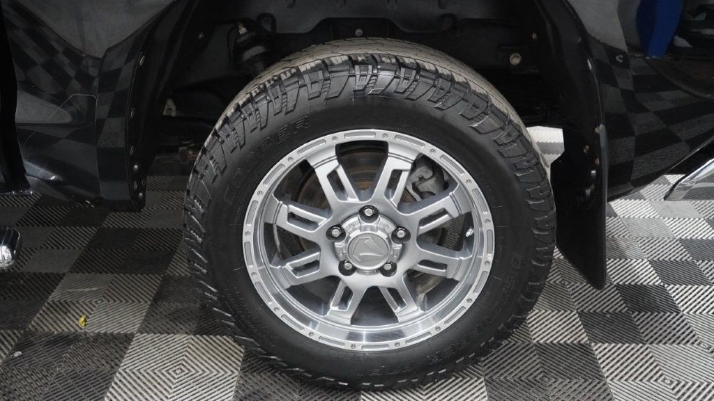 2018 Toyota Tundra Image 8