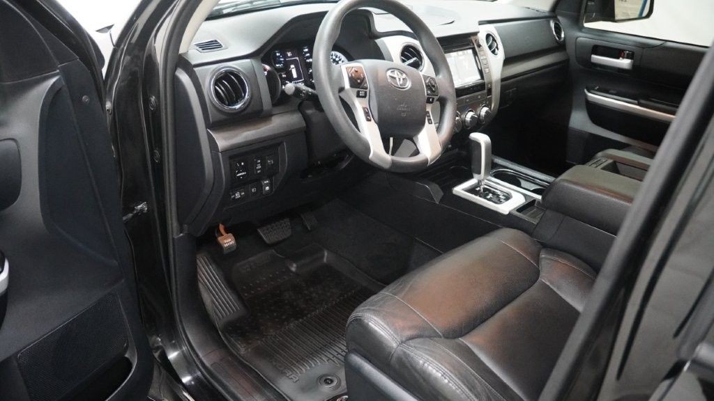 2018 Toyota Tundra Image 12