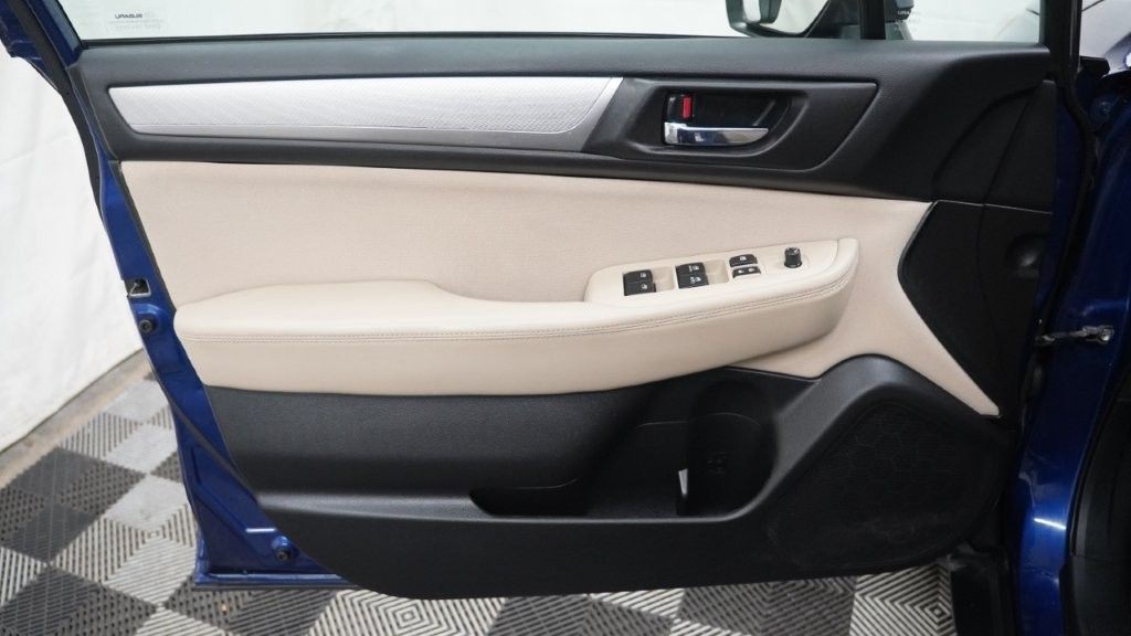 2017 Subaru Outback Image 13