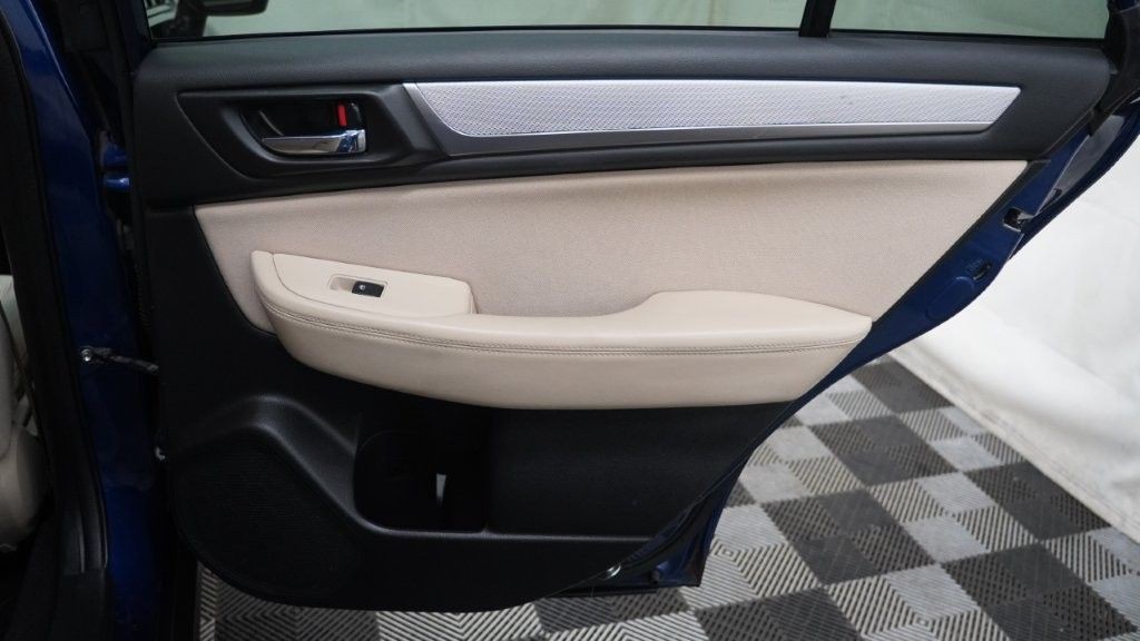 2017 Subaru Outback Image 20