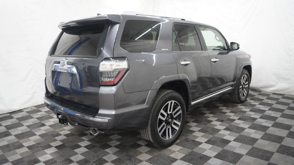 2018 Toyota 4Runner Image 3