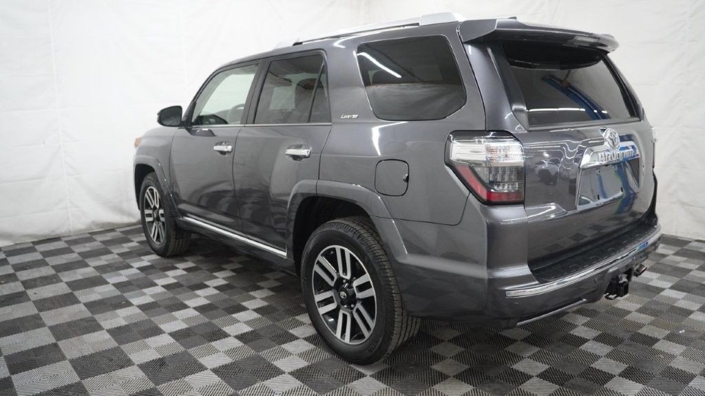2018 Toyota 4Runner Image 6