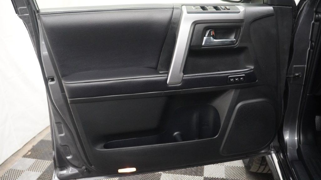 2018 Toyota 4Runner Image 11