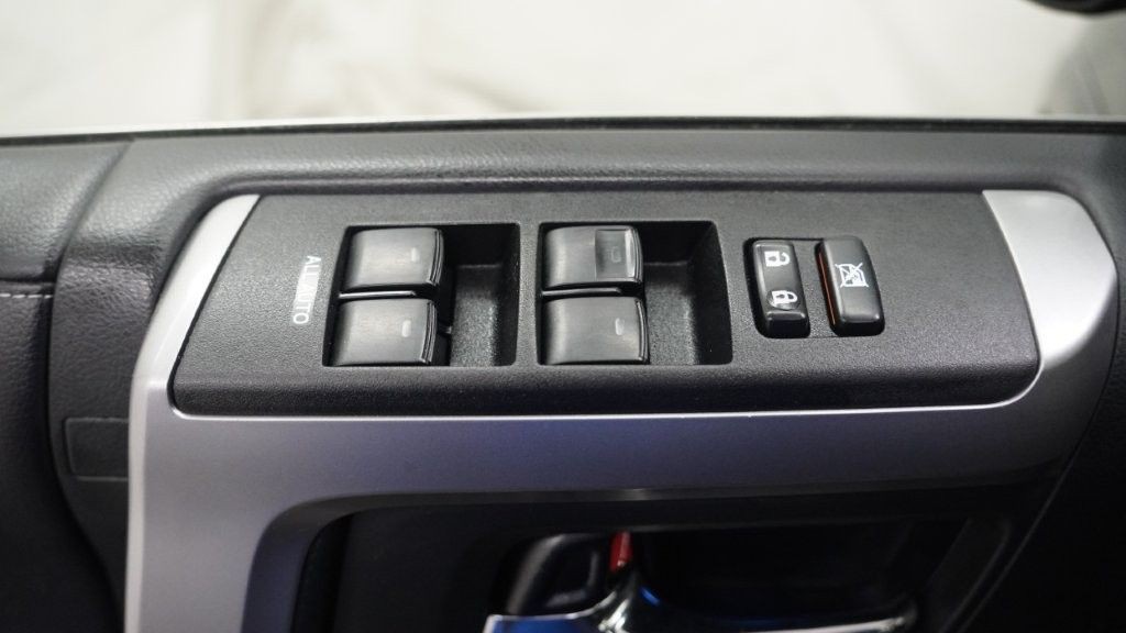 2018 Toyota 4Runner Image 12