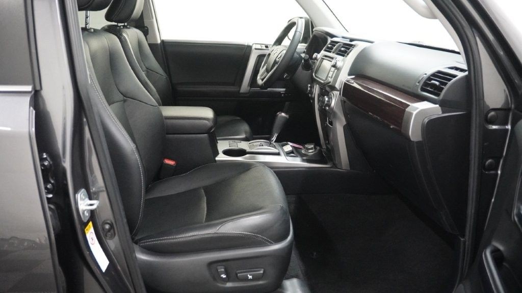2018 Toyota 4Runner Image 13