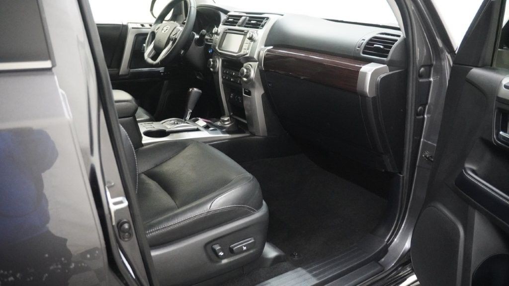 2018 Toyota 4Runner Image 14