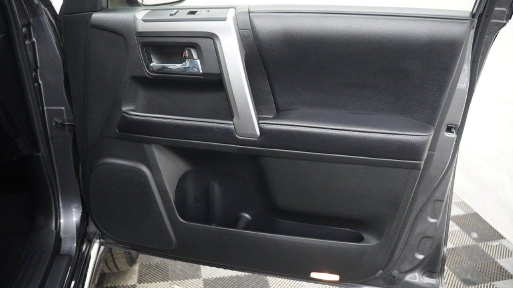 2018 Toyota 4Runner Image 15