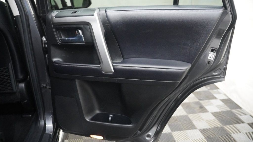 2018 Toyota 4Runner Image 19