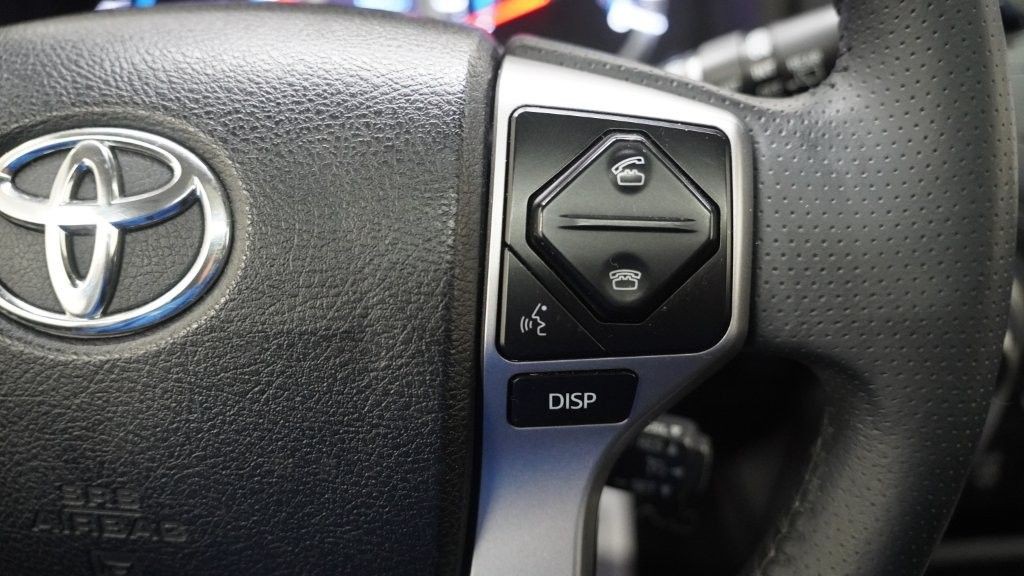 2018 Toyota 4Runner Image 28