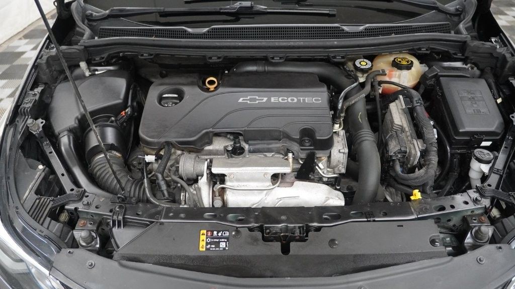 2017 Chevrolet Cruze Image 8