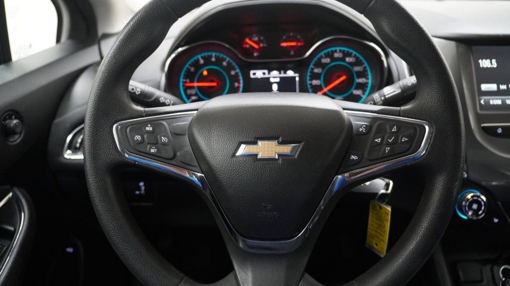 2017 Chevrolet Cruze Image 27