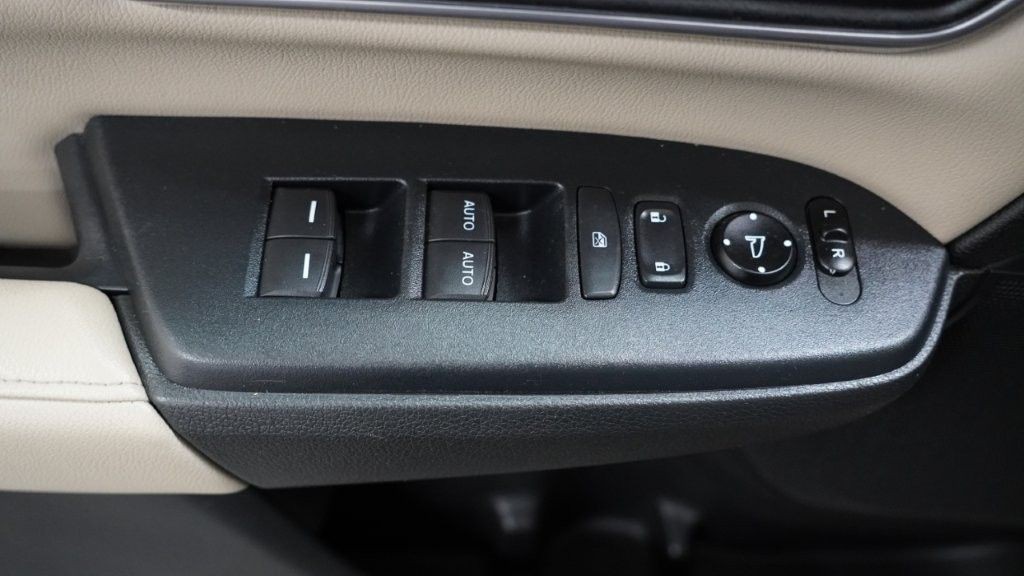 2017 Honda CR-V Image 14