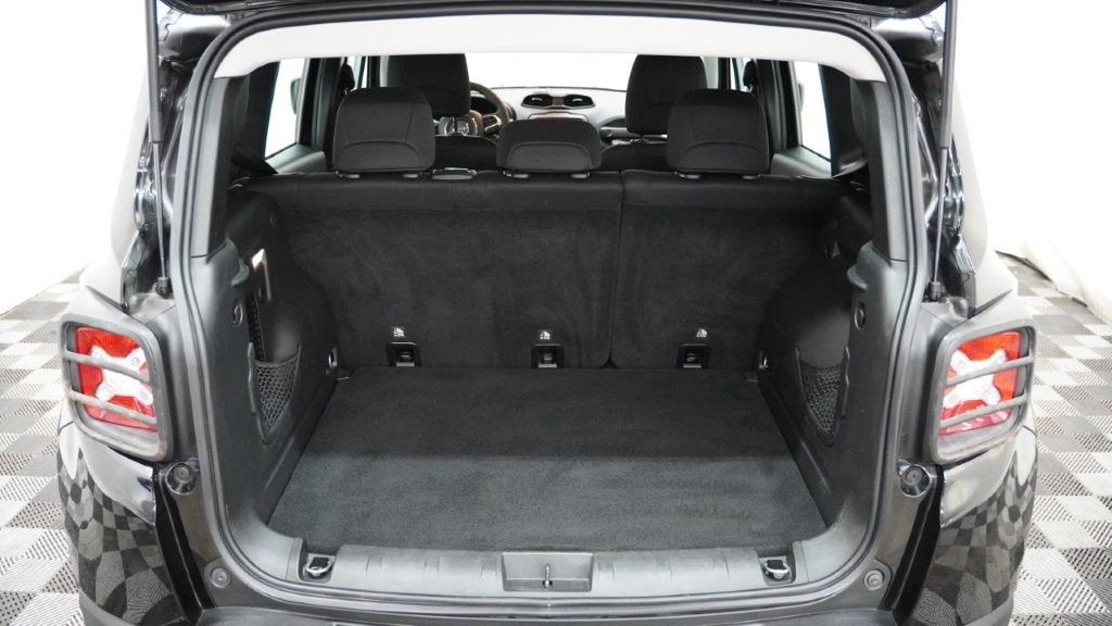 2019 Jeep Renegade Image 17