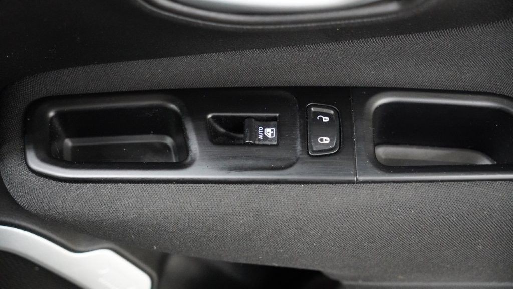 2019 Jeep Renegade Image 29