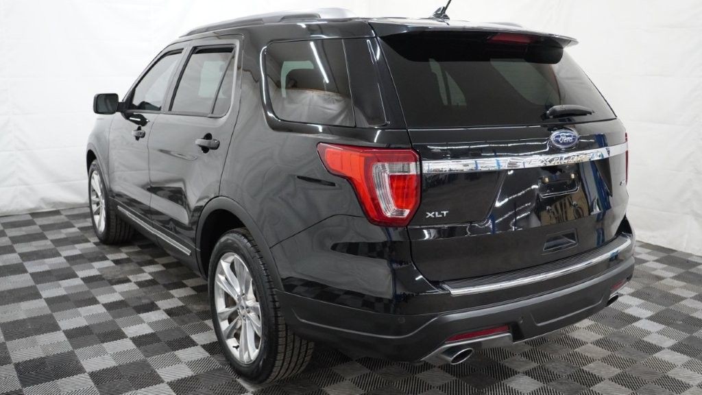 2018 Ford Explorer Image 8