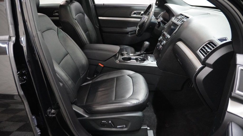 2018 Ford Explorer Image 16